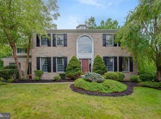 38 Dunston Ln, Monmouth Junction, NJ 08852