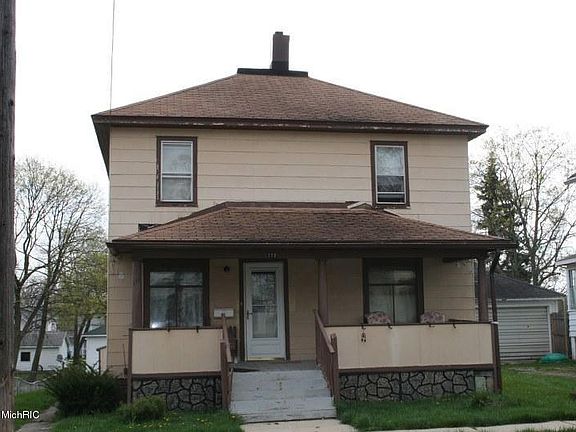 2nd image of 111 Budlong St