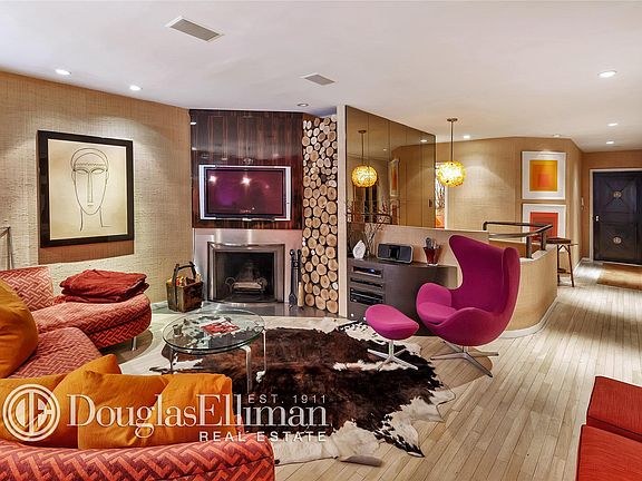 3rd image of 105 W 78th St APT A