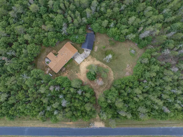 N9375 20th Ave, Necedah, WI 54646