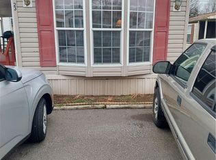 23 Shady Acres Dr, Akron, OH 44312