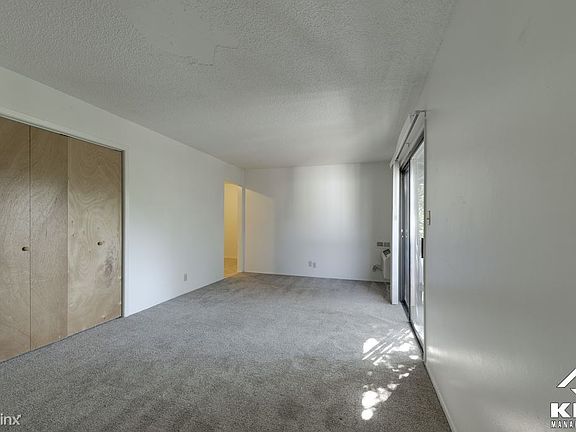3rd image of 403 E Avenue A APT 6