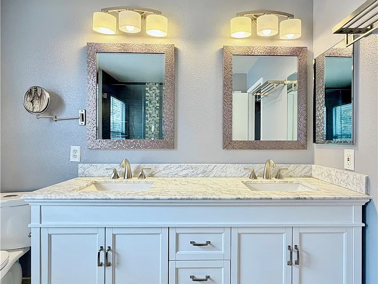 7449 Easingwold Dr — Photo 14