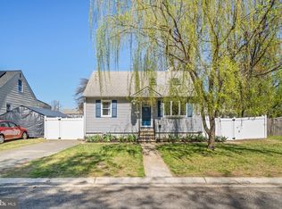 171 Fairfax Dr, Cinnaminson, NJ 08077