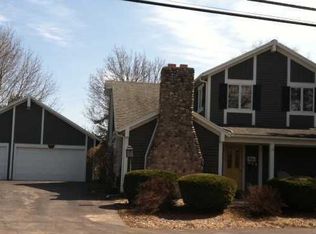 66 Mendon Center Rd, Pittsford, NY 14534