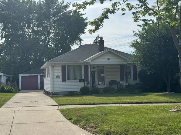 30 S Custer Ave, Clawson, MI 48017