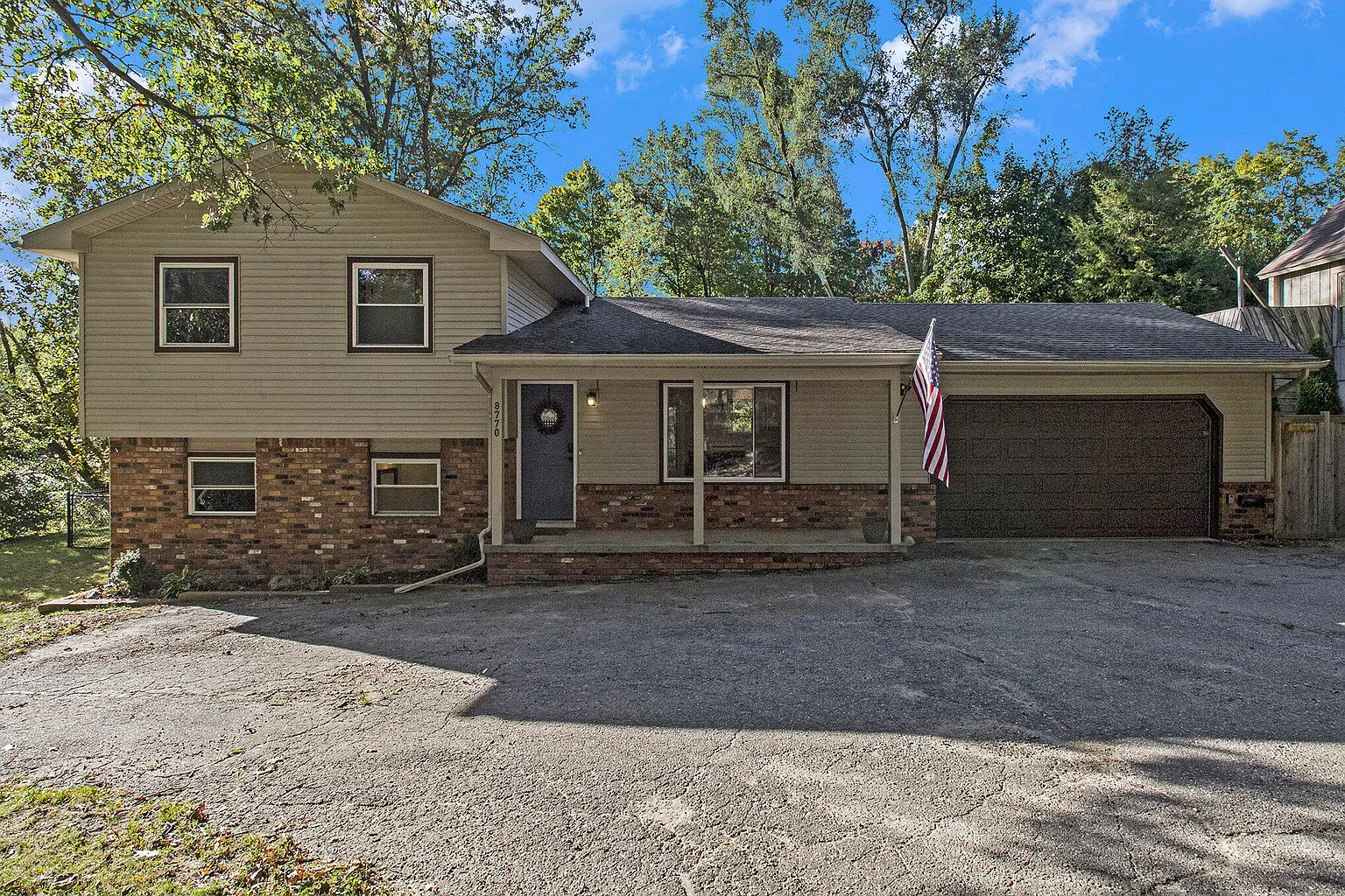 8770 Pettysville Rd photo 1