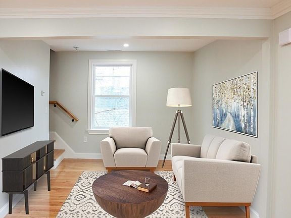 4th image of 23 Jefferson St Floor 2