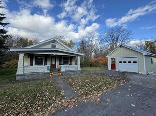 41 Peterson Pl, Alburgh, VT 05440