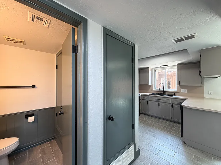 4502 NE Arlington Ave #4502 — Photo 8