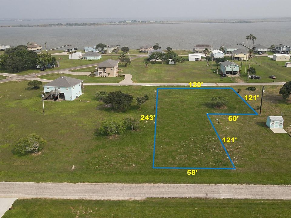 1st image of 588-589 600 Bayview Dr
