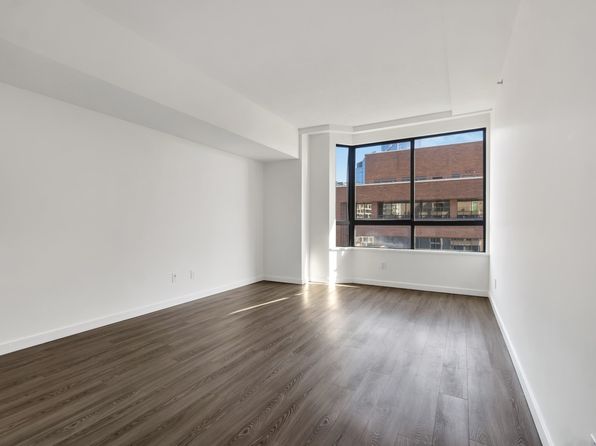 2 bedroom rental in Vancouver — photo 13
