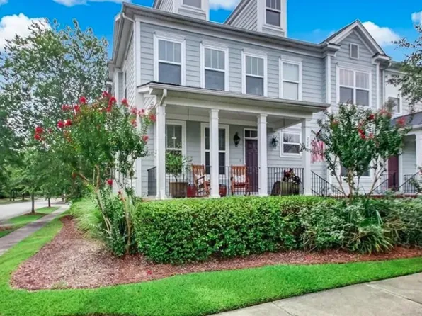 228 Village Grn, Pooler, GA 31322