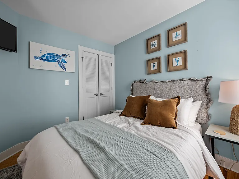 107 W Bogue Blvd #5 — Photo 8