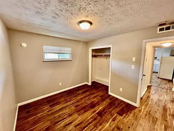 3rd image of 2215 Washington Pike APT 14