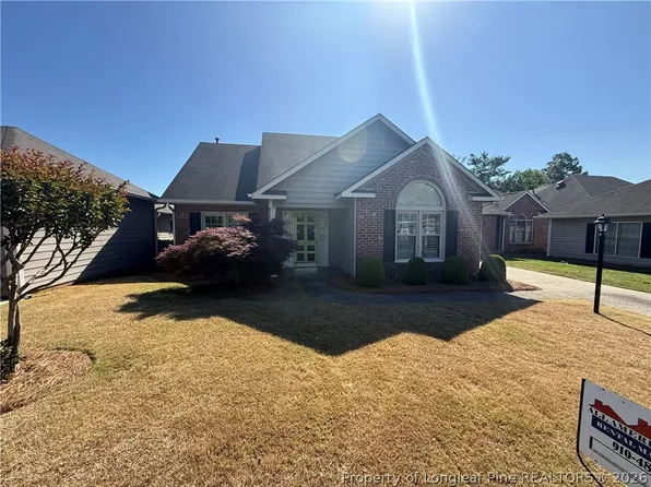 1813 Stetson Ln, Fayetteville, NC 28304