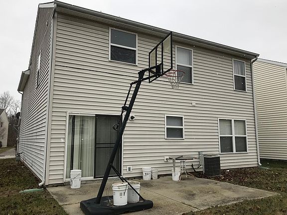 2nd image of 8161 Carina Dr
