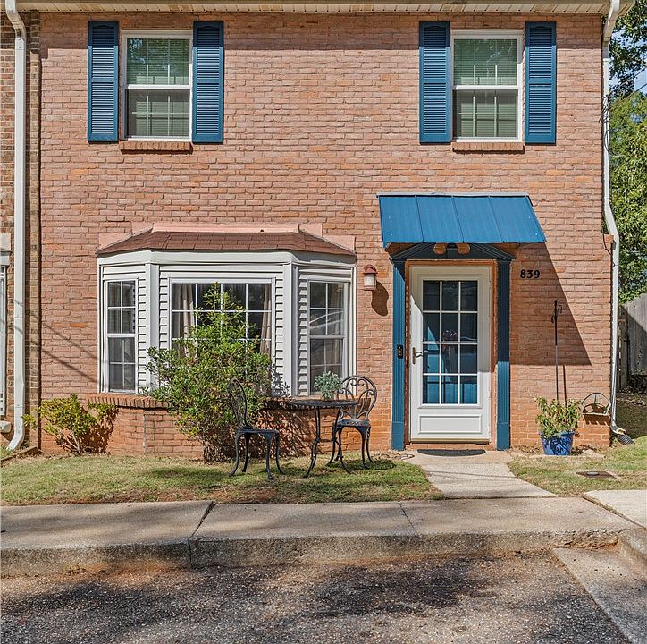 1st image of 839 Choctaw Ave