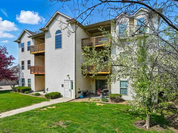 2855 Coral Ct APT 203, Coralville, IA 52241