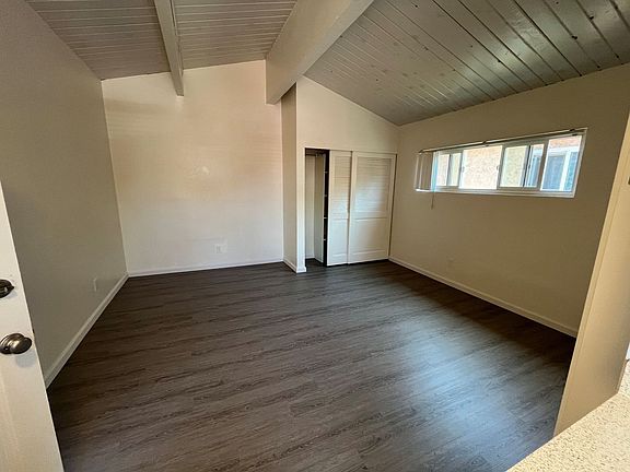4th image of 2037 Garnet Ave APT A