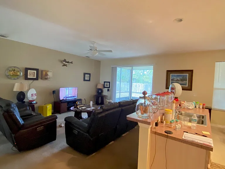 17 Radium Ln — Photo 3