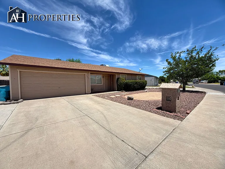 3222 W Villa Maria Dr — Photo 1