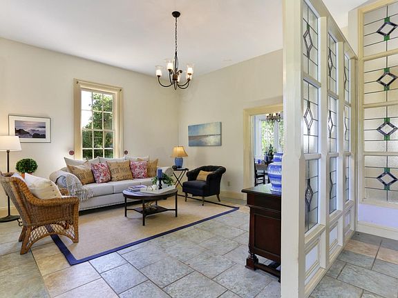 4th image of 4504 Soquel Dr