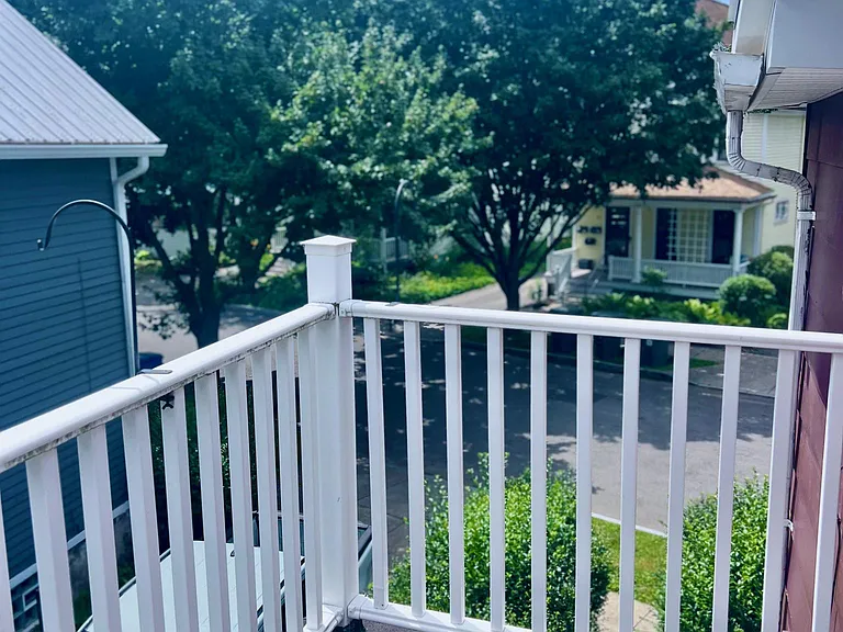 44 Beacon St — Photo 38