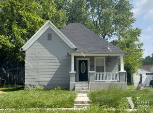 1233 E Thoman St, Springfield, MO 65803