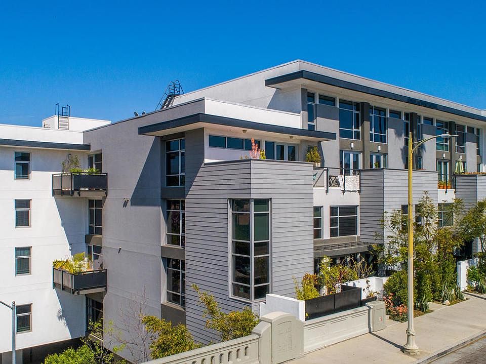 1st image of 4111 W Sunset Blvd