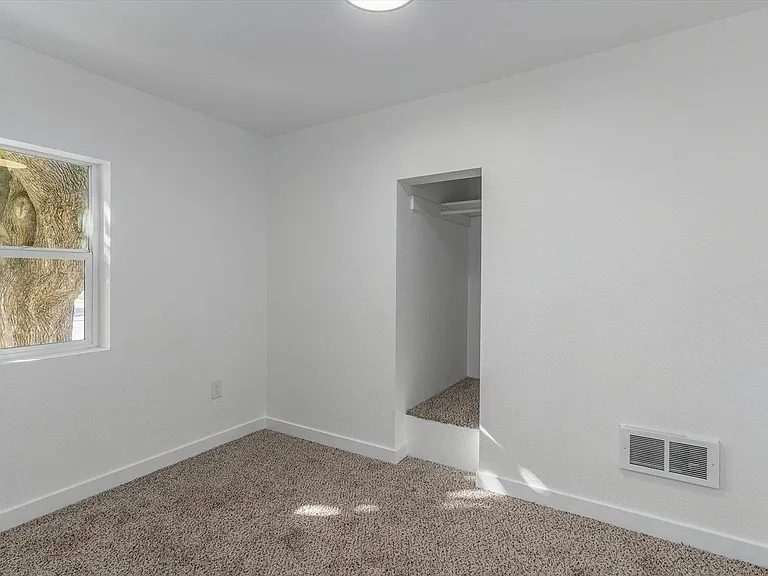 8801 E Frederick Ave — Photo 7