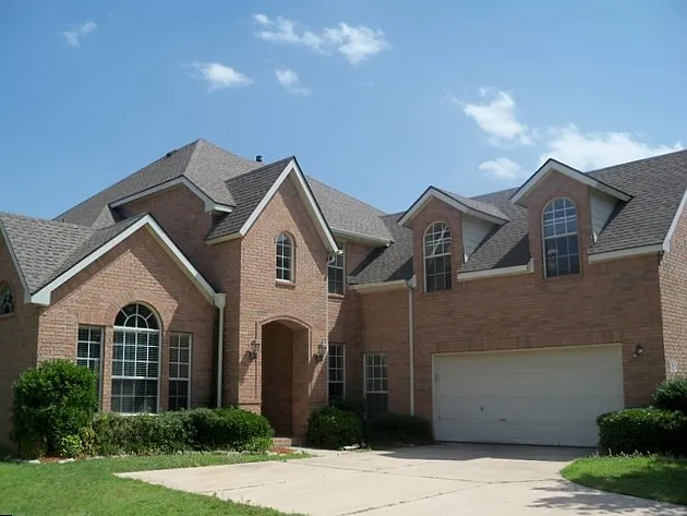 5 bed, 3.5 bath, 3872 sqft, $3,865 — Photo 1