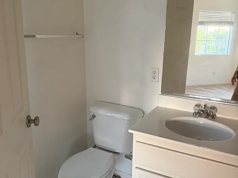 2264 Shanna Carle Dr — Photo 11