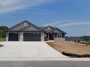 2131 Durum Ct, Green Bay, WI 54313