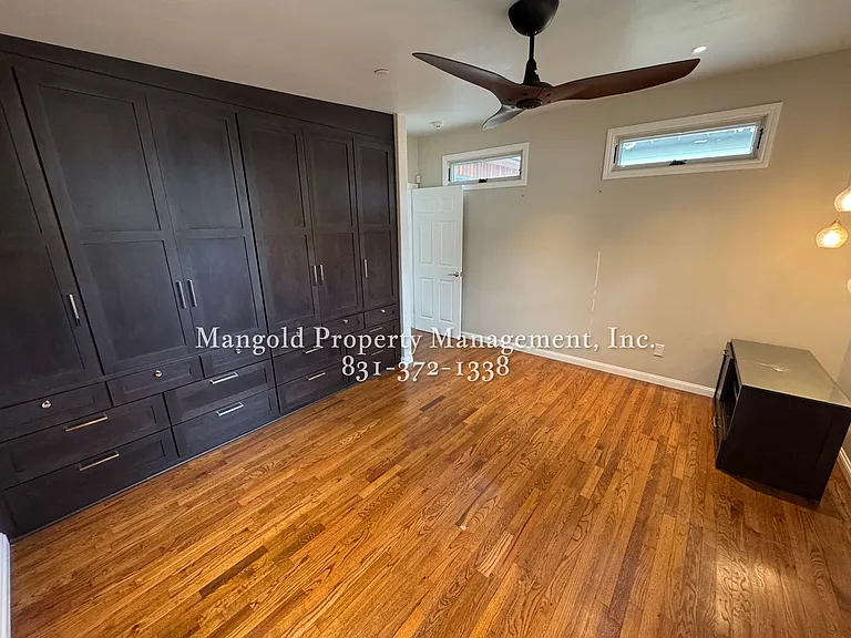 926 Ruth Ct — Photo 13