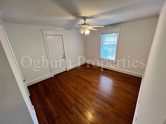 5th image of 1109-1111 W End Blvd #1109