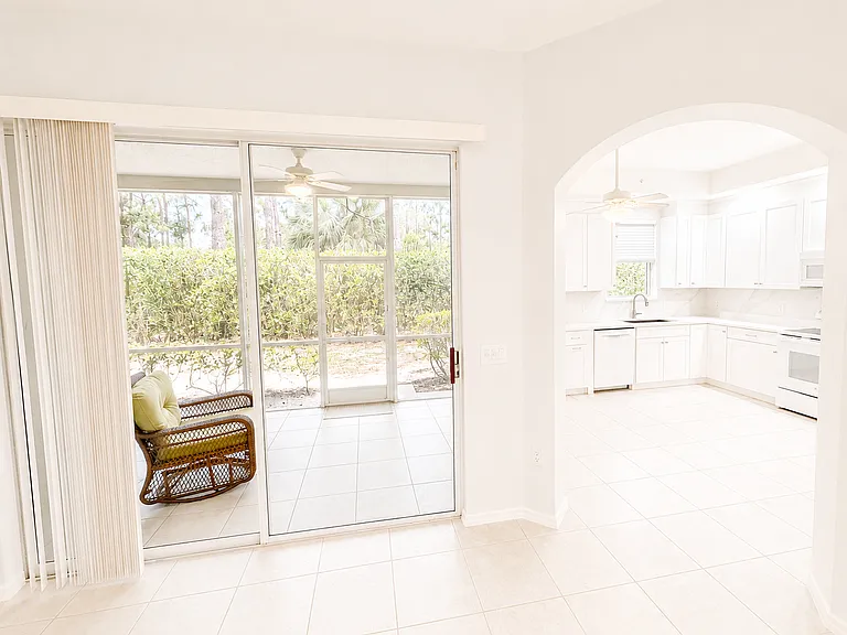 Kitchen/Lanai