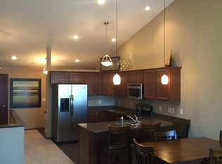 3140 Gunsmoke Dr, Lincoln, NE 68507