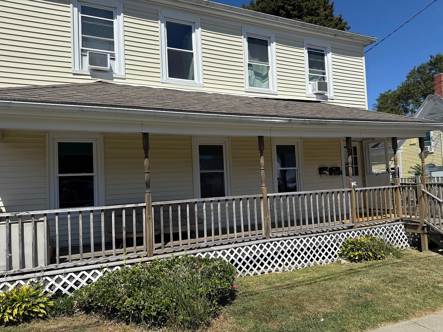 2 bed, 800 sqft, $2,200 — Photo 1