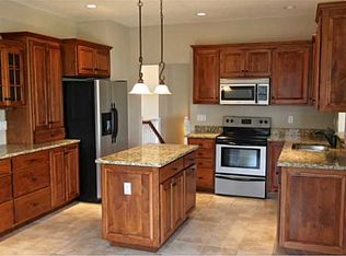 3025 Stockbury St, Ames, IA 50010