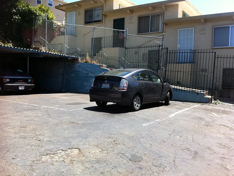 10010 Macarthur Blvd #4 — Photo 10
