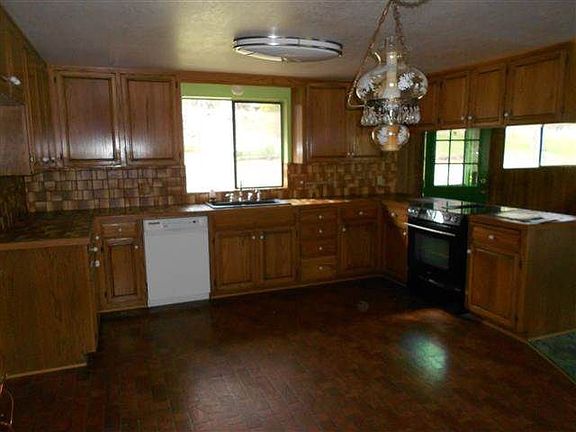 2nd image of 18424 Patricia Ave