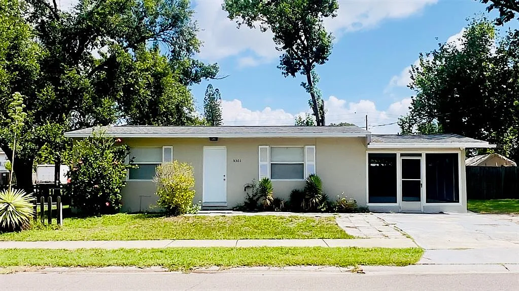 2 bed, 1.0 bath, 720 sqft, $1,850 — Photo 1