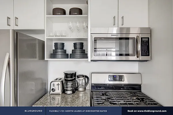 Rented by The Blueground | media 156