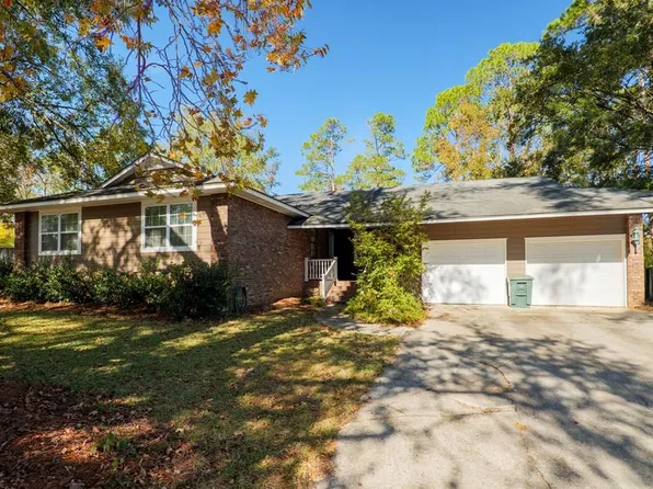 2206 Oakdale Dr, Valdosta, GA 31602