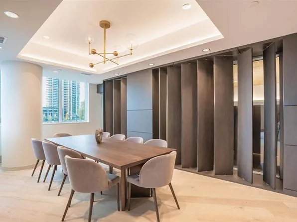 680 Seylynn Cres, North Vancouver, BC V7J 0B5