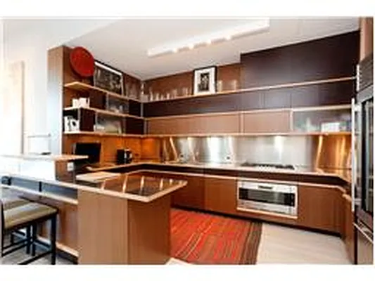 Rented by Douglas Elliman | media 23