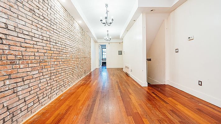 1st image of 187 Stockholm St APT 1R