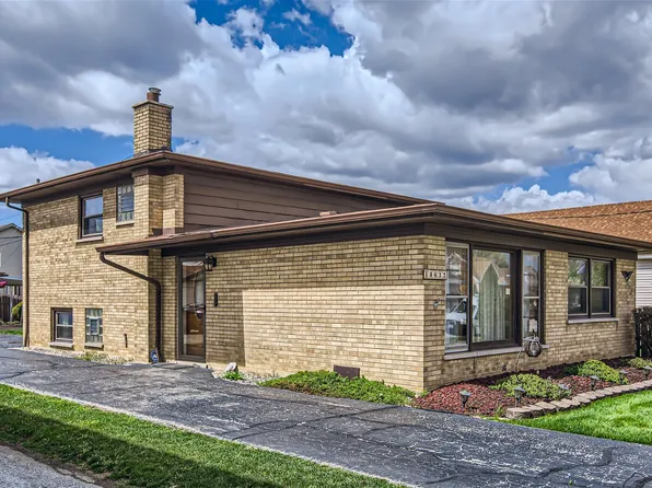 14632 S Division St, Posen, IL 60469