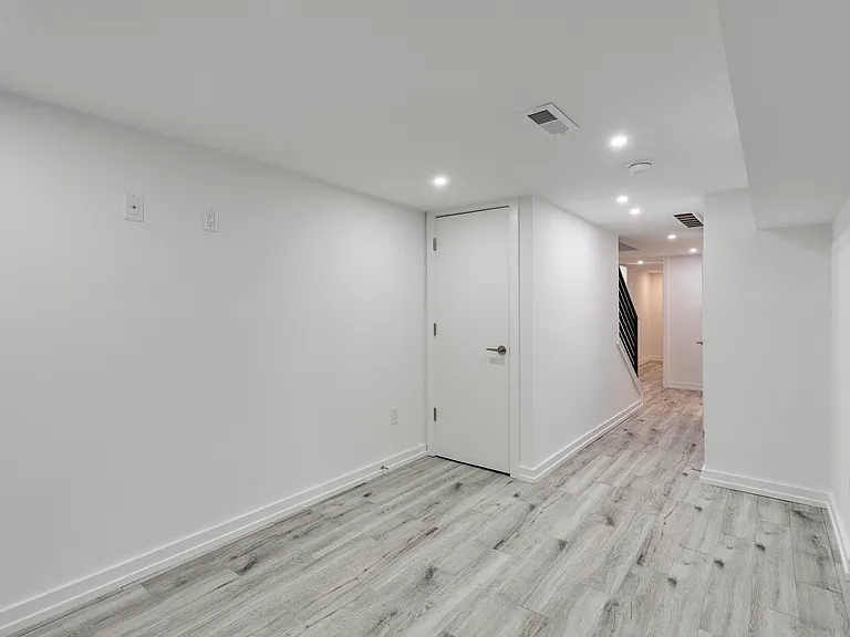 1402 S 16th St — Photo 27